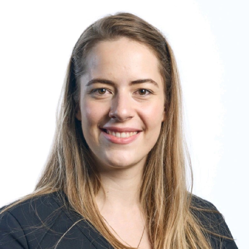 Cosima Schmid, LinkedIn Profil